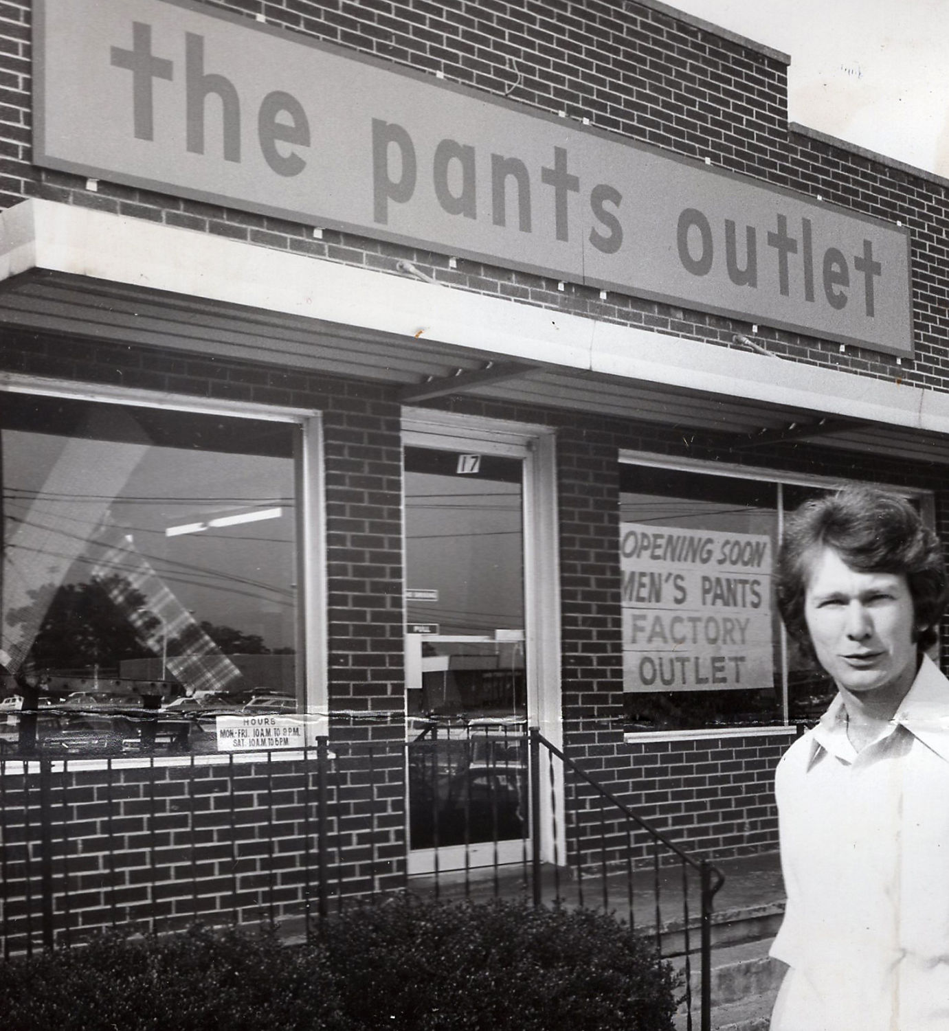 1973-09-12 Pants Outlet